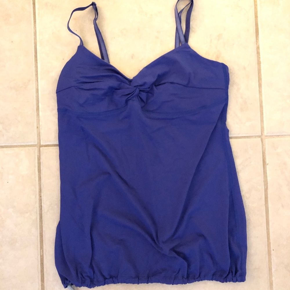 Lululemon work out top
